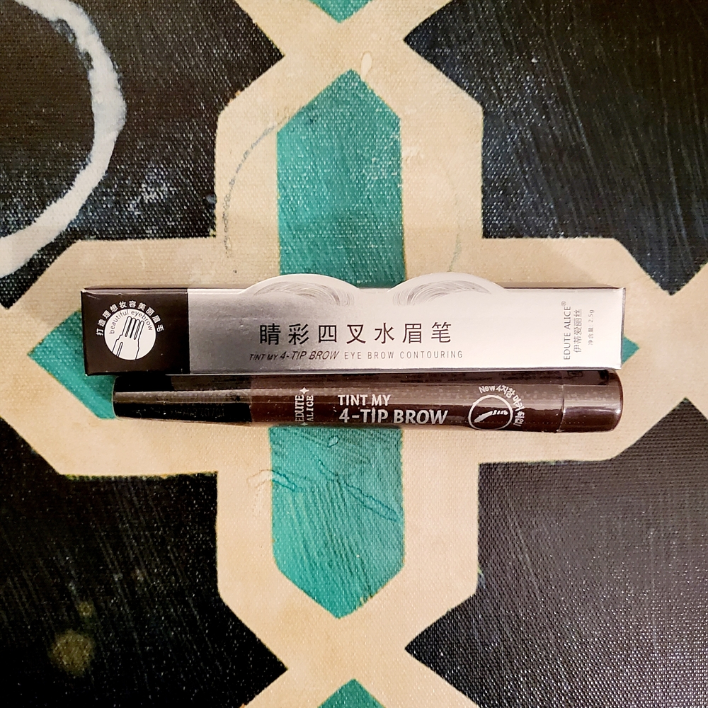 4-Tip Brow Pen for Defined Brows